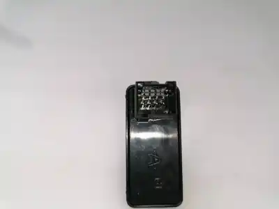 Pezzo di ricambio per auto di seconda mano interruttore alzacristalli anteriore destro per iveco daily furgón f1agl411g riferimenti oem iam 5801511730  