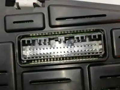 Peça sobressalente para automóvel em segunda mão quadrante por hyundai i10 style referências oem iam 94003b9520  vpdhbf10a855a