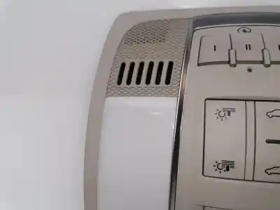 Автозапчастина б/у внутрішне світло для audi q7 (4l) bug посилання на oem iam 4l0947135m  