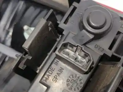 Автозапчасти б/у правый задний фонарь за seat leon (1p1) leon (1p1) (2005 - 2012) ссылки oem iam 1m6945092b  