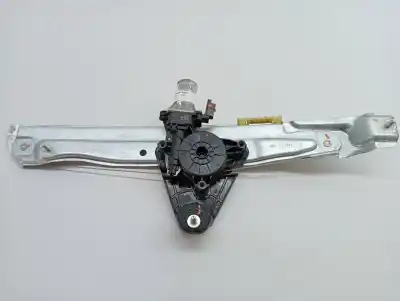 İkinci el araba yedek parçası arka sag cam regülatörü için dacia sandero 999 cc oem iam referansları 827203180r