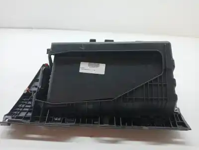 Second-hand car spare part glove compartment for toyota corolla (e15) high 124 cv / 91 kw oem iam references 5555202490