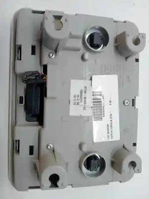 Second-hand car spare part interior light for toyota corolla (e15) high 124 cv / 91 kw oem iam references 8126002a60a0