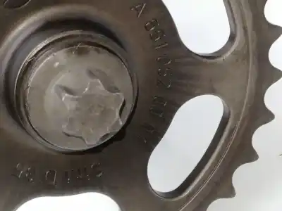 Second-hand car spare part camshaft for chrysler 300 c 2.7 oem iam references a6510520001  