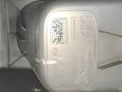 Pezzo di ricambio per auto di seconda mano console centrale per citroen c3 * riferimenti oem iam 98015785zd  