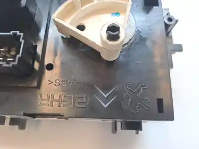 Peça sobressalente para automóvel em segunda mão comando de sofagem (chauffage / ar condicionado)  por citroen c3 * referências oem iam 9675400180  