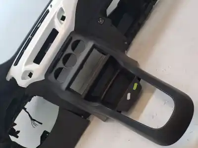 Peça sobressalente para automóvel em segunda mão tablier por citroen c3 * referências oem iam 8247f6  