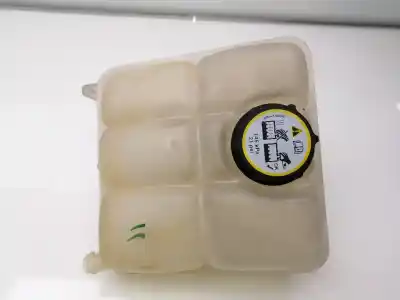 Peça sobressalente para automóvel em segunda mão Depósito De Expansão por FORD FOCUS III 1.5TDCI Referências OEM IAM 8V618K218AE  