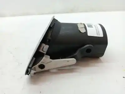 Peça sobressalente para automóvel em segunda mão grelha de ventilação tablier por renault clio iii clio iii referências oem iam 7701061207