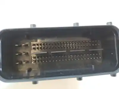 Pezzo di ricambio per auto di seconda mano centralina motore per skoda octavia combi (5e5) scout 2.0 150 cv riferimenti oem iam 04l907445b  