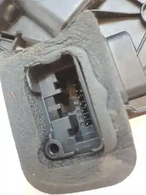 Peça sobressalente para automóvel em segunda mão fechadura da porta dianteira esquerda por skoda octavia combi (5e5) scout 2.0 150 cv referências oem iam 5e1837015a  