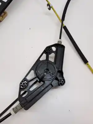 Pezzo di ricambio per auto di seconda mano alzacristalli anteriore destro per skoda octavia combi (5e5) scout 2.0 150 cv riferimenti oem iam 5e0837462  