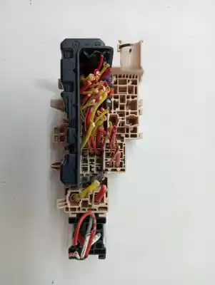 Peça sobressalente para automóvel em segunda mão caixa de fusíveis e relés por renault kangoo express 1.5 dci referências oem iam 8200574970  