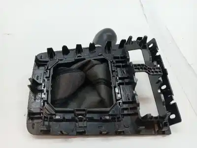 Pezzo di ricambio per auto di seconda mano rivestimento della leva del cambio per skoda octavia combi (5e5) scout 2.0 150 cv riferimenti oem iam 5e1711113ba  