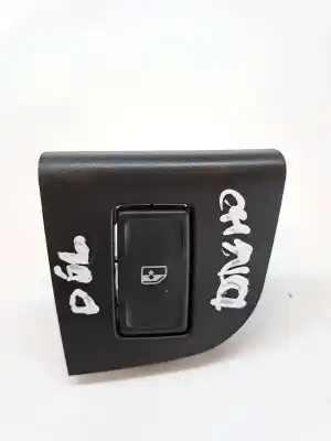 Pezzo di ricambio per auto di seconda mano Interruttore Alzacristalli Anteriore Destro per SKODA OCTAVIA COMBI (5E5) SCOUT 2.0 150 CV Riferimenti OEM IAM 5E0959855AWHS  