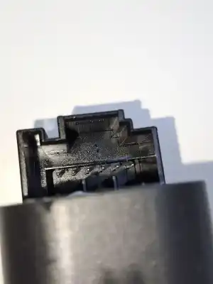 Peça sobressalente para automóvel em segunda mão comutador de espelhos retrovisores por skoda octavia combi (5e5) scout 2.0 150 cv referências oem iam 5e0959565b  