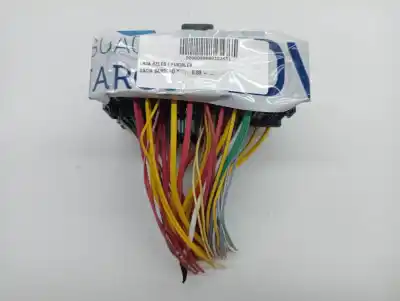 Pezzo di ricambio per auto di seconda mano scatola relè/fusibili per dacia sandero sd/5sdch/5sdch5 riferimenti oem iam 243809584r