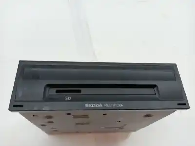 Автозапчасти б/у аудиосистема / радио Cd за SKODA OCTAVIA COMBI (5E5) SCOUT 2.0 150 CV ссылки OEM IAM 5Q0035840A  