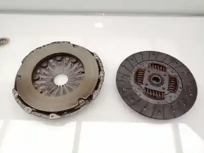 Pezzo di ricambio per auto di seconda mano kit frizione per kia ceed (cd) d4fb riferimenti oem iam 4110032021  4110032001