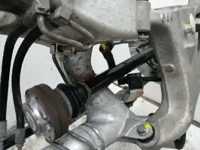 Peça sobressalente para automóvel em segunda mão charrió / suporte de eixo de trás por bmw serie 7 (e65/e66) 730ld 218 cv / 160 kw referências oem iam 33316779789  