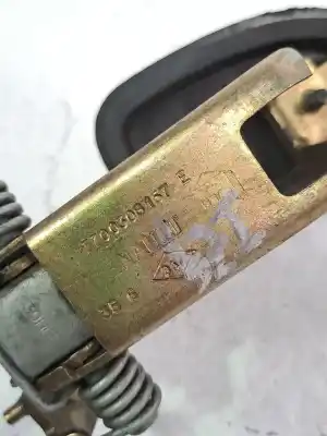 Peça sobressalente para automóvel em segunda mão esticador de porta por renault kangoo kangoo referências oem iam 7700308167  