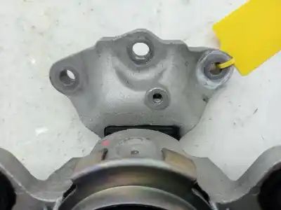 Second-hand car spare part engine support for volvo xc60 2.4 diesel cat oem iam references 31401307  