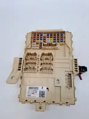Pezzo di ricambio per auto di seconda mano scatola relè/fusibili per kia ceed sportswagon tech 119 cv / 88 kw riferimenti oem iam 91957j7841