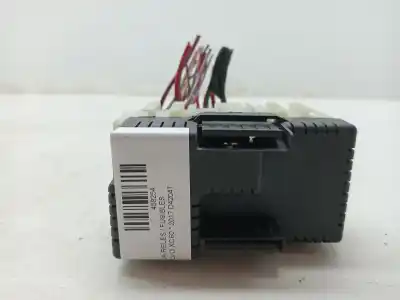 Peça sobressalente para automóvel em segunda mão caixa de fusíveis e relés por volvo xc60 2.4 diesel cat referências oem iam 30765431