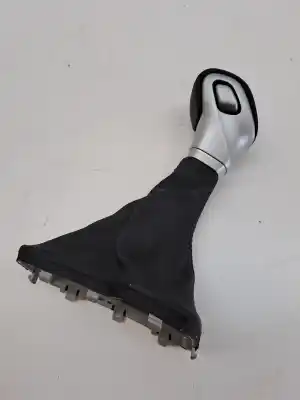 Pezzo di ricambio per auto di seconda mano rivestimento della leva del cambio per kia ceed sportswagon tech 119 cv / 88 kw riferimenti oem iam 84640j7000wk