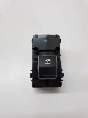 Pezzo di ricambio per auto di seconda mano interruttore alzacristalli anteriore destro per kia ceed sportswagon tech 119 cv / 88 kw riferimenti oem iam 93575j7000