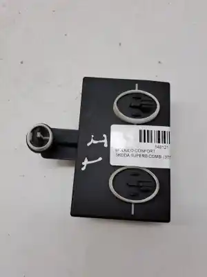 Peça sobressalente para automóvel em segunda mão módulo de confort / bsi /bcm por skoda superb combi (3t5) laurin & klement 170 cv / 125 kw referências oem iam 5q4959595e