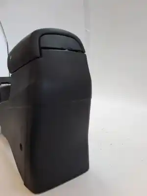 Pezzo di ricambio per auto di seconda mano console centrale per kia ceed ceed drive riferimenti oem iam 84620a2000wk  