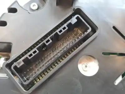 Peça sobressalente para automóvel em segunda mão quadrante por kia ceed ceed drive referências oem iam 94003a2332  