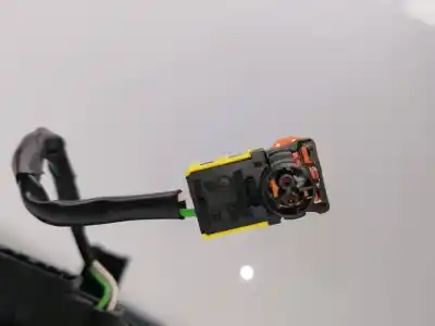 Pezzo di ricambio per auto di seconda mano anello airbag per opel corsa e b13dtr riferimenti oem iam 22914039  5f00100l