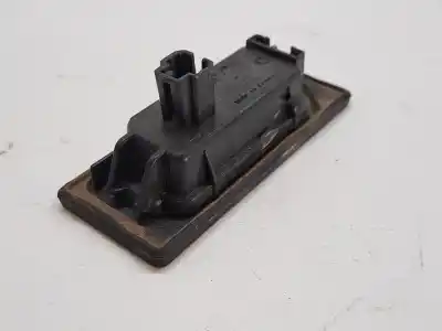 Second-hand car spare part licence plate light for skoda superb combi (3t5) laurin & klement 170 cv / 125 kw oem iam references 5na943021  