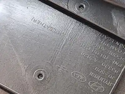 Peça sobressalente para automóvel em segunda mão forra / revestimento da porta traseira esquerda por kia ceed ceed drive referências oem iam 83330a2020  