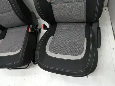 Second-hand car spare part complete seat set for kia ceed ceed drive oem iam references 88103a2010aud  88202a2010aud - 89100a2010aud