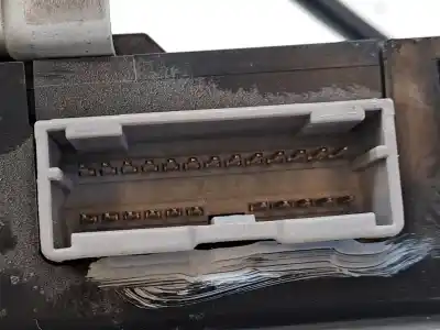 Pezzo di ricambio per auto di seconda mano modulo elettronico per kia ceed ceed drive riferimenti oem iam 95400a2042  