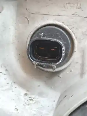 Second-hand car spare part right headlight for toyota corolla (e12) 2.0 turbodiesel cat oem iam references 8113002180  