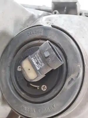 Second-hand car spare part right headlight for toyota corolla (e12) 2.0 turbodiesel cat oem iam references 8113002180  