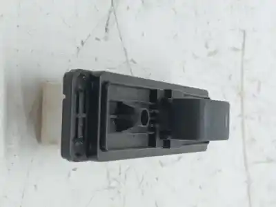 Peça sobressalente para automóvel em segunda mão botão / interruptor elevador vidro traseiro esquerdo por mazda mazda 6 mazda 6 2.2 cdti referências oem iam gdk566380a  