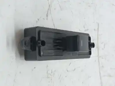 Peça sobressalente para automóvel em segunda mão botão / interruptor elevador vidro traseiro esquerdo por mazda mazda 6 mazda 6 2.2 cdti referências oem iam gdk566380a  