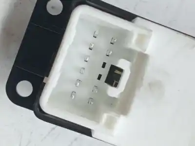 Peça sobressalente para automóvel em segunda mão botão / interruptor elevador vidro traseiro esquerdo por mazda mazda 6 mazda 6 2.2 cdti referências oem iam gdk566380a  