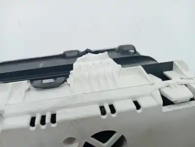 Peça sobressalente para automóvel em segunda mão quadrante por nissan note (e12) 1.2 referências oem iam 248103vv0a  