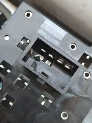 Second-hand car spare part interior light for kia stonic 1.0 t- gdi oem iam references 92800f2010bf3  