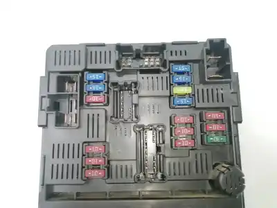 Pezzo di ricambio per auto di seconda mano scatola relè/fusibili per nissan note ii (e12) nissan note riferimenti oem iam 284b71hz2a  
