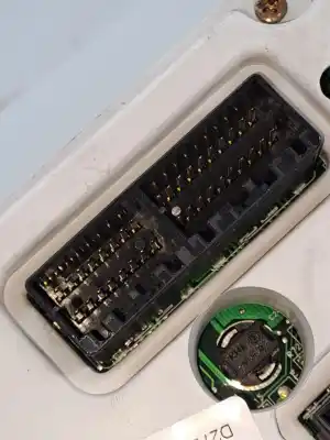 Автозапчастина б/у панель інструментів для ssangyong rodius d27dt посилання на oem iam 8020021100  