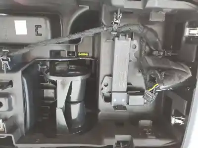 Second-hand car spare part center console for ford focus lim. (cb8) focus st sport oem iam references 2387715  2633578