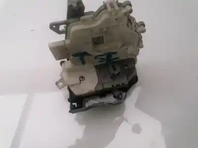 Автозапчастина б/у замок дверей заднього лівого для audi a4 avant (8e) a4 avant 8e посилання на oem iam 8k0839015f  