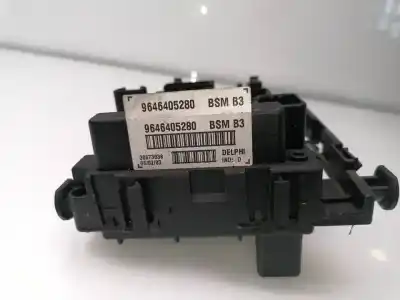Pezzo di ricambio per auto di seconda mano scatola relè/fusibili per peugeot 307 break / sw (s1) 307 break / sw (s1) (2002 - 2005) riferimenti oem iam 9646405280  